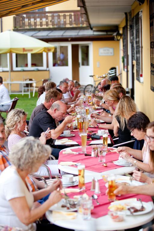Hotel Restaurant Platzer Gmünd Esterno foto